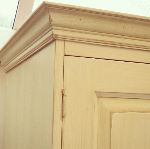 Distressed Paint Finish on Cupboard
